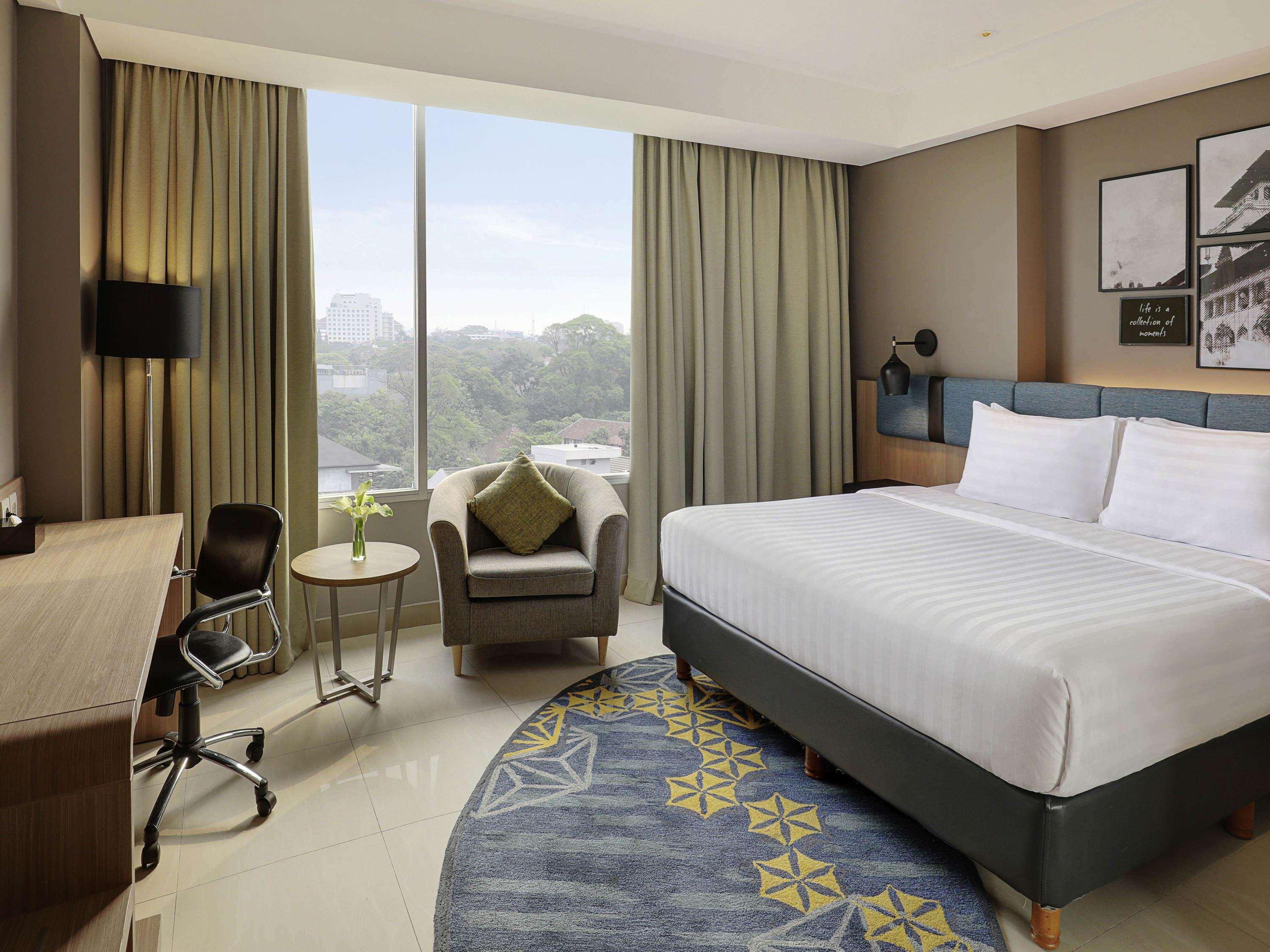 Mercure Bandung Nexa Supratman Exterior foto