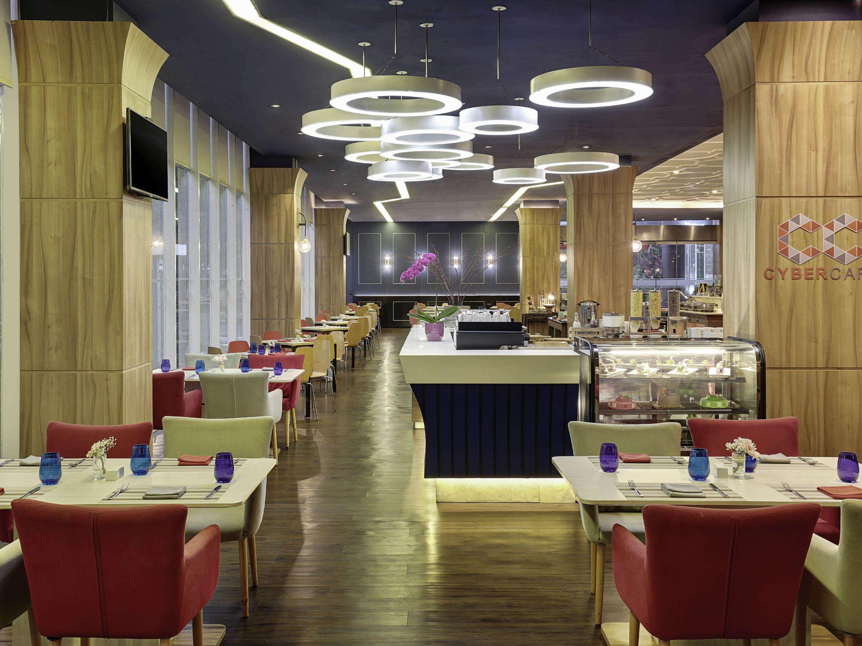 Mercure Bandung Nexa Supratman Exterior foto