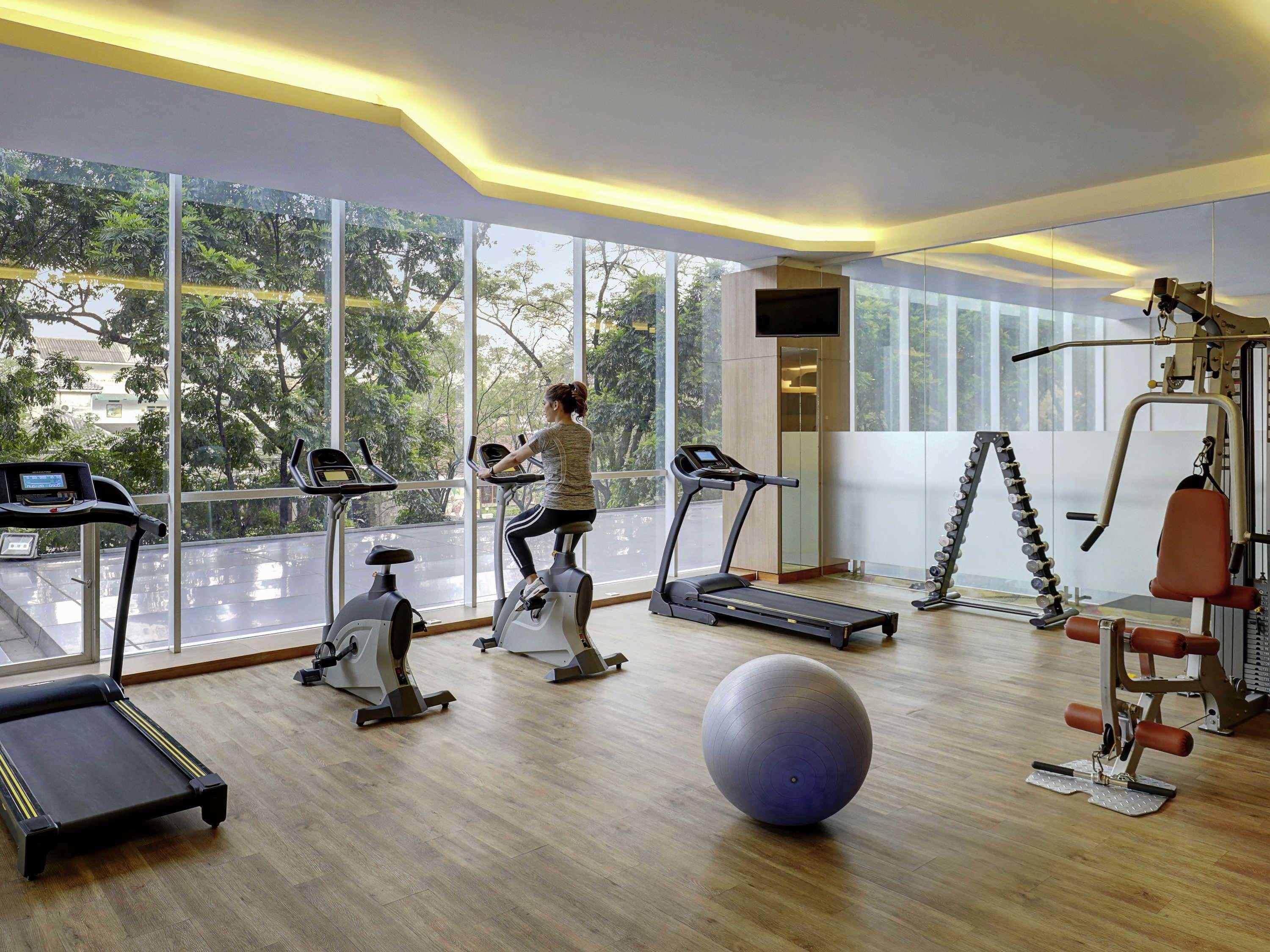 Mercure Bandung Nexa Supratman Exterior foto