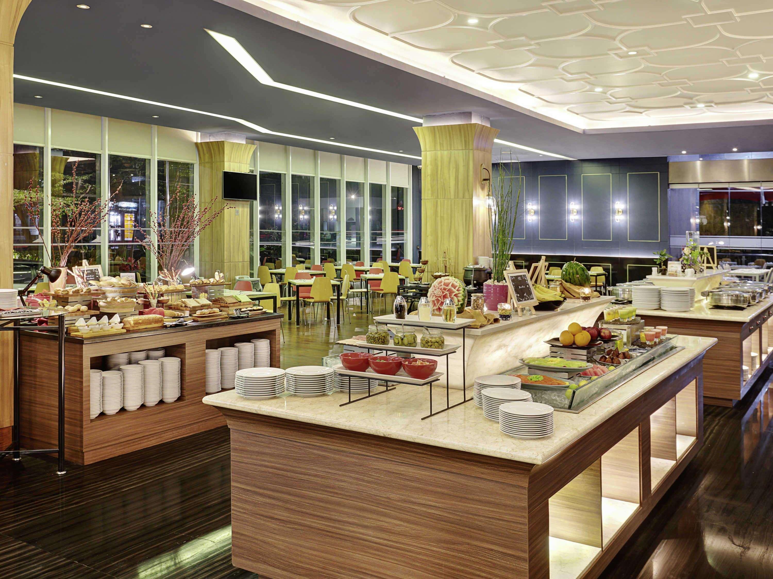 Mercure Bandung Nexa Supratman Exterior foto
