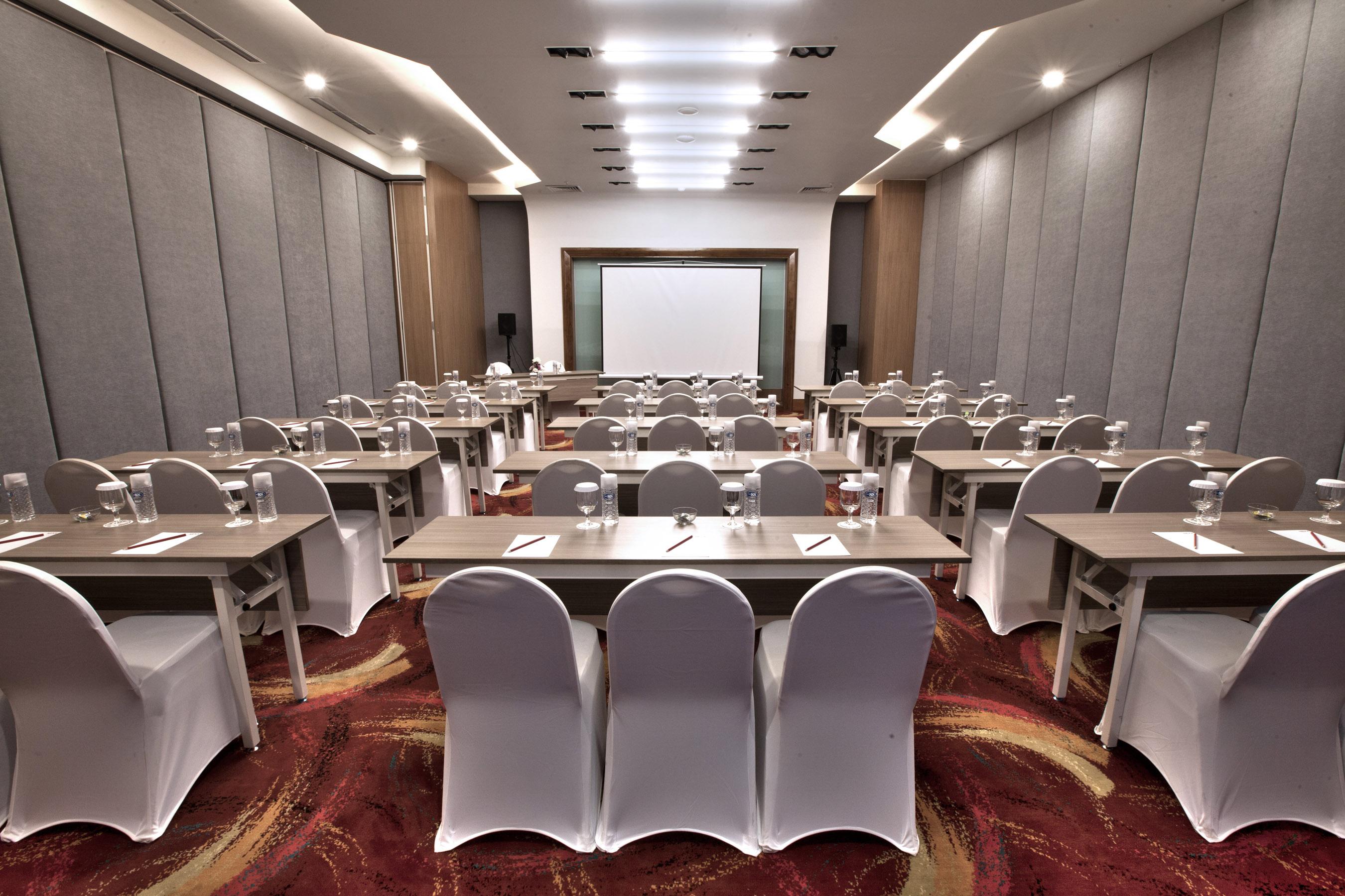 Mercure Bandung Nexa Supratman Exterior foto