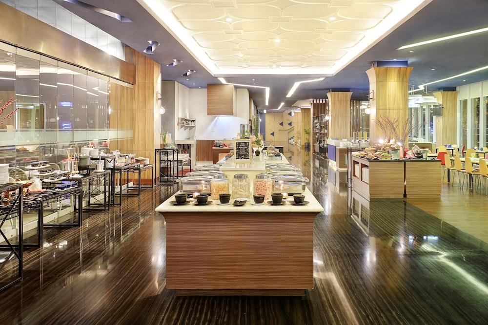 Mercure Bandung Nexa Supratman Exterior foto