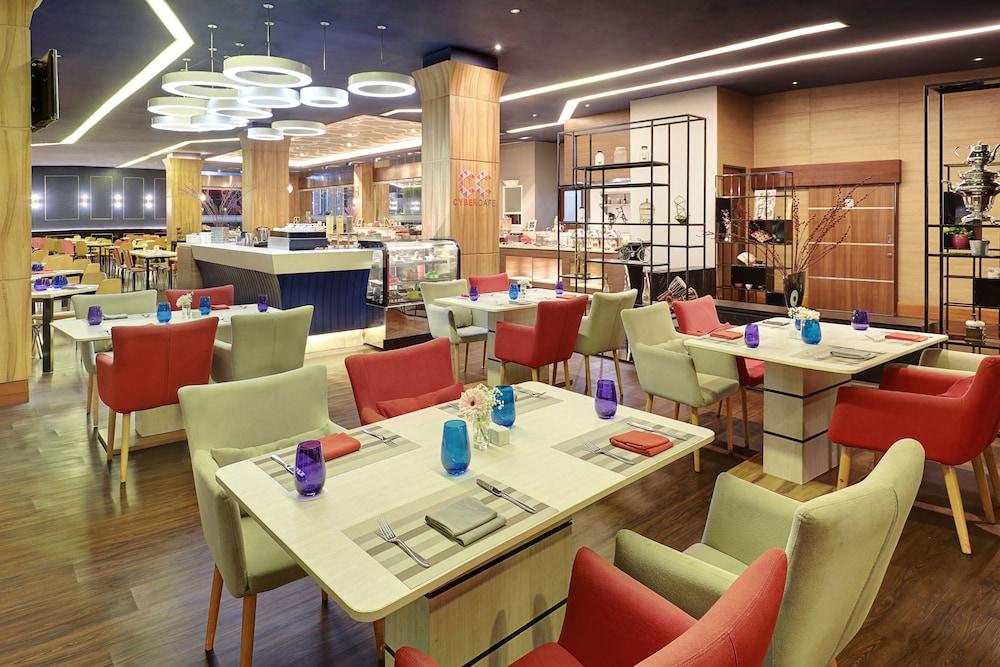 Mercure Bandung Nexa Supratman Exterior foto